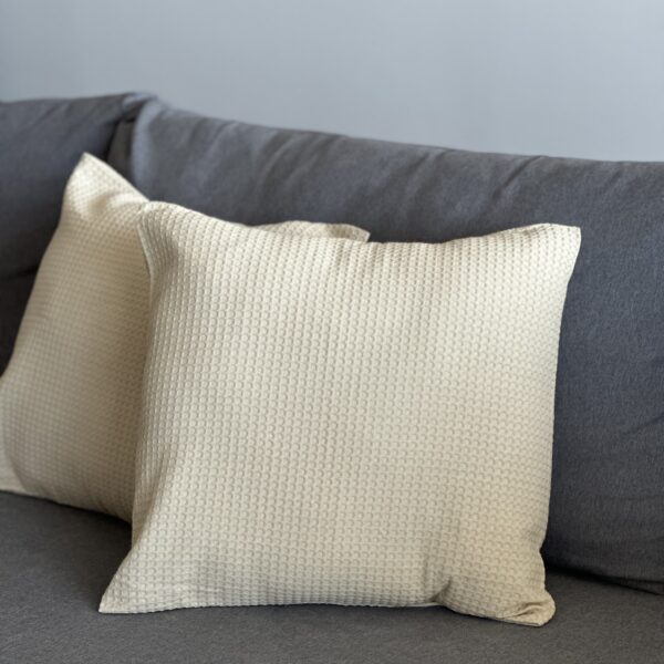 Funda Textura Nido de Abeja | Tono Arena 50x50cm